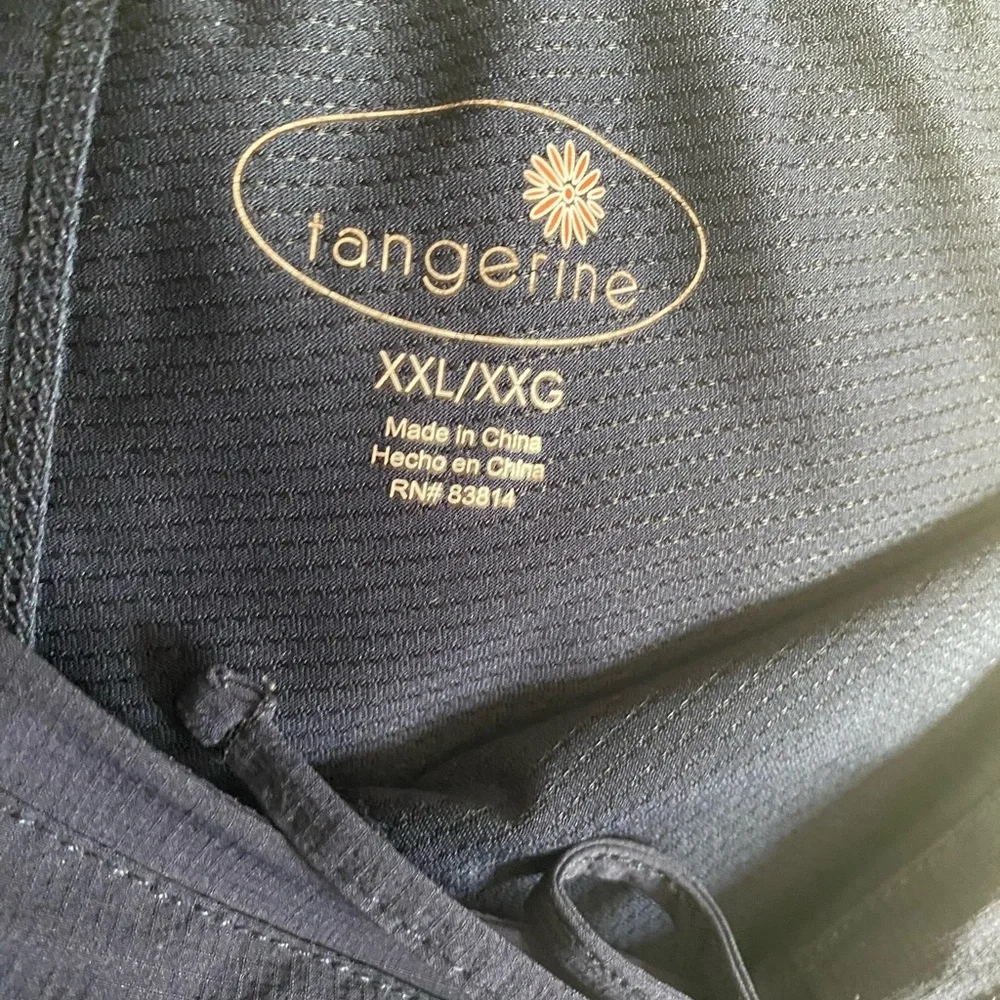 Tangerine brand Navy Blue Women's Skort
Size XXL US size 12-14 - Picture 8 of 8